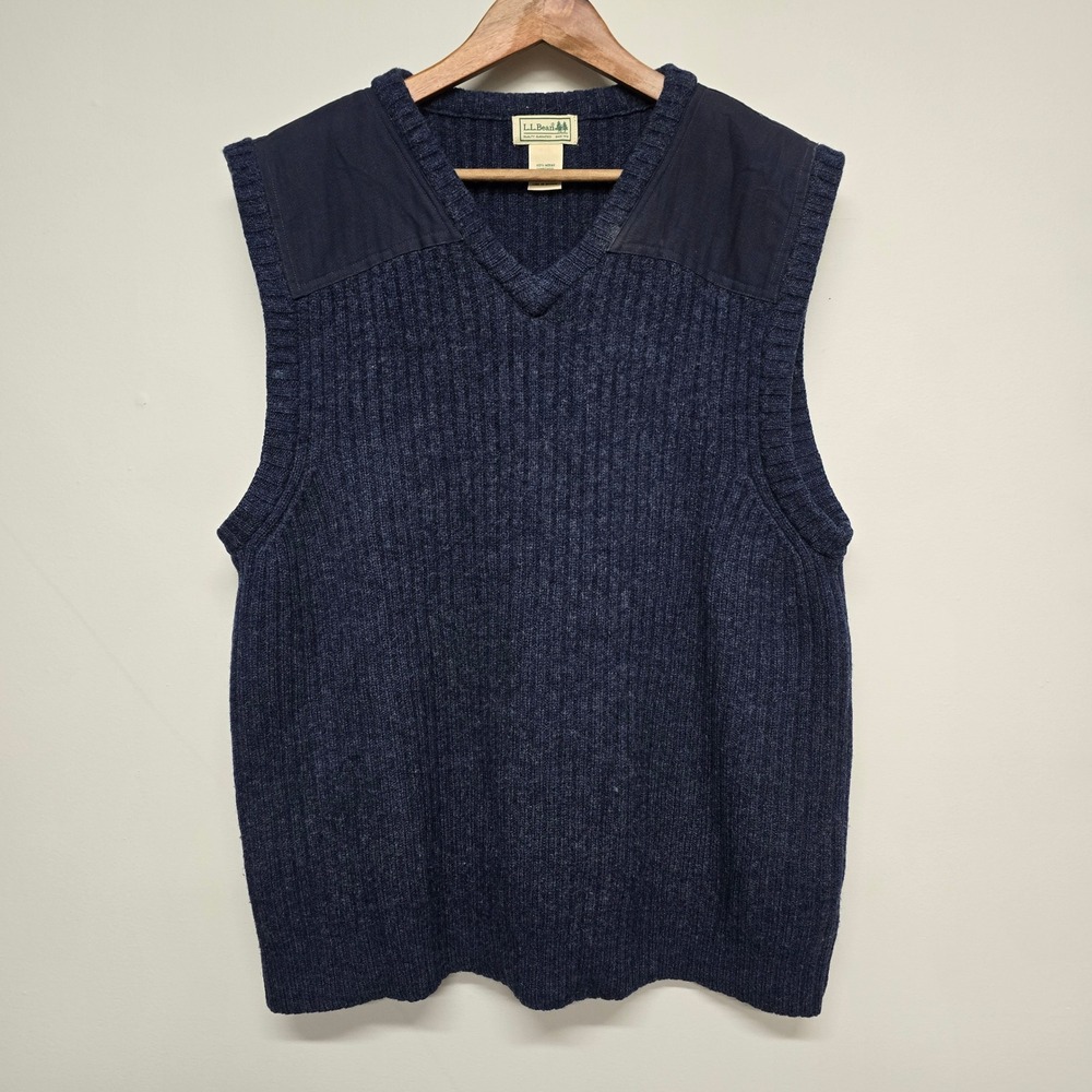 LL Bean Merino Lambswool V-Neck Sweater Vest Mens XL Blue Ribbed Shoulder Patch